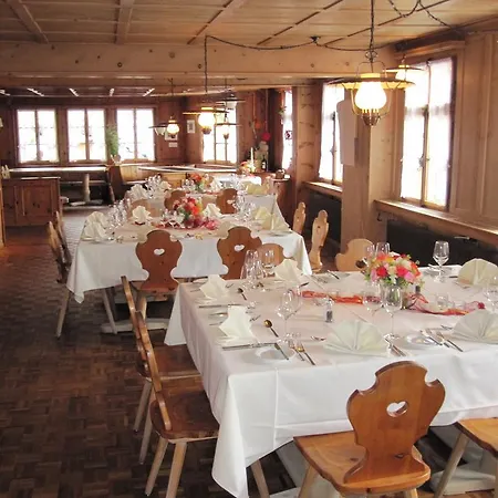 杜卡恩酒店 Monstein